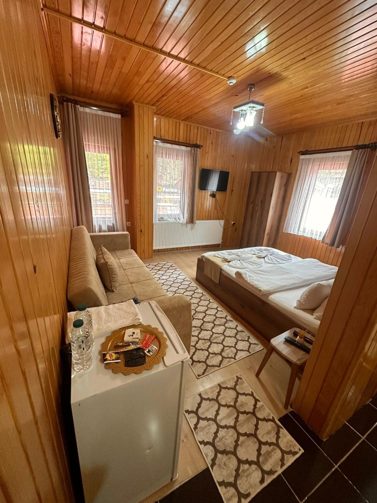 جايكارا Han Apart Hotel المظهر الخارجي الصورة